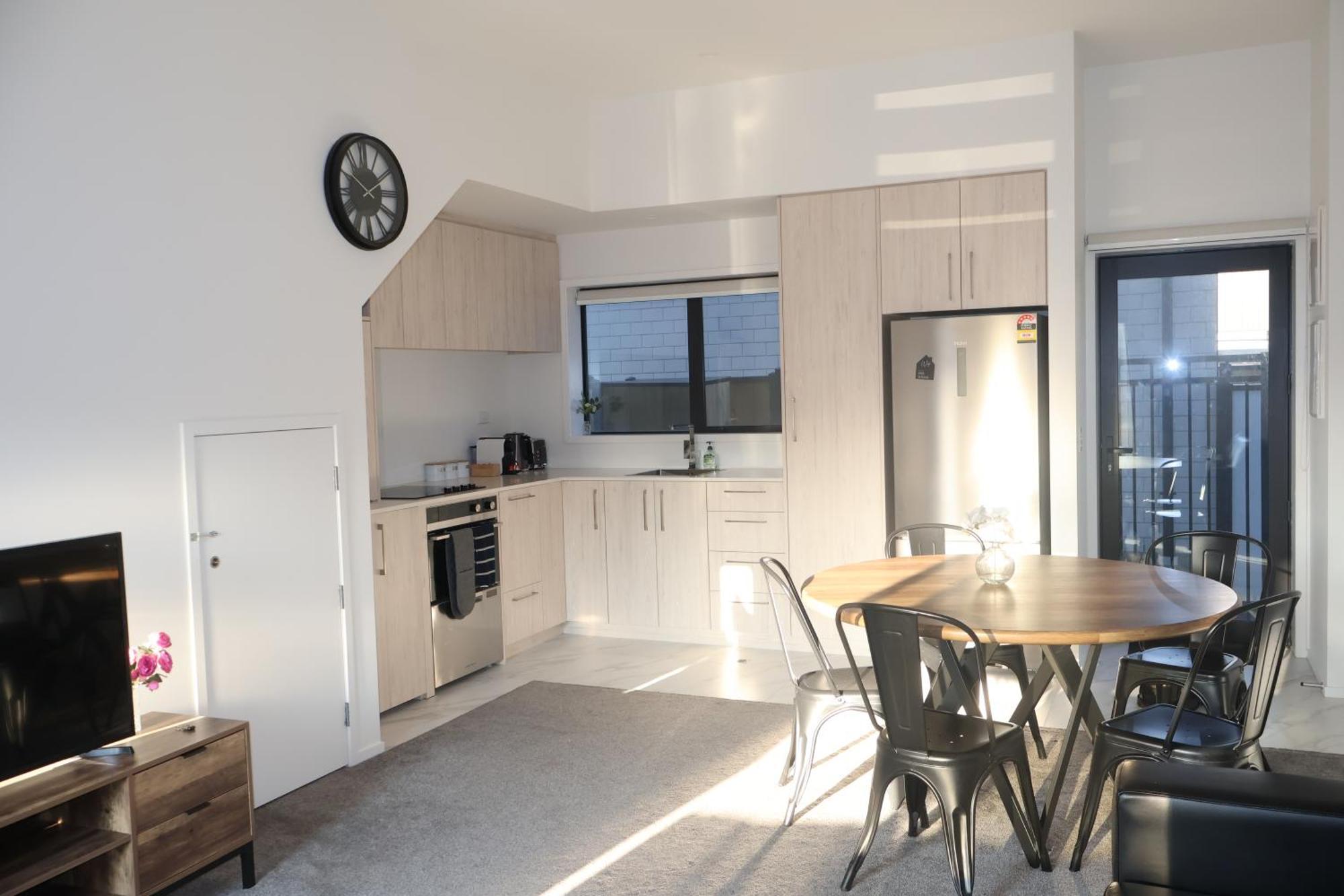 Stunning 3 Bedrooms Sleeps 6 In Cbd Apartamento *