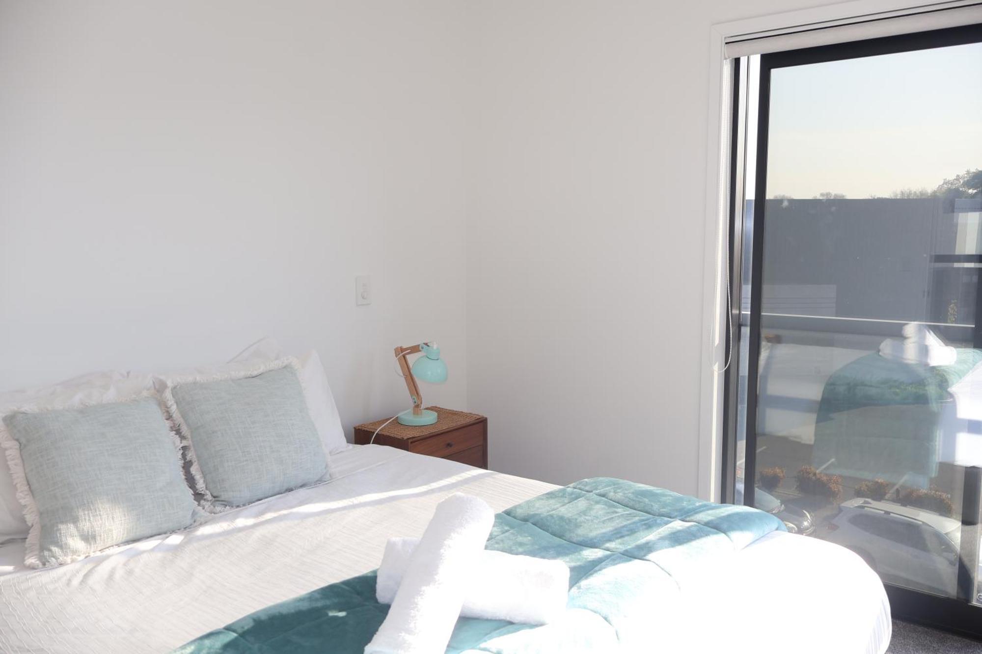 Stunning 3 Bedrooms Sleeps 6 In Cbd Apartamento *